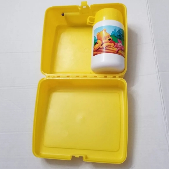Disney Winnie the Pooh Piglet Plastic Lunch box Matching Thermos Mug Vintage New - Picture 7 of 14